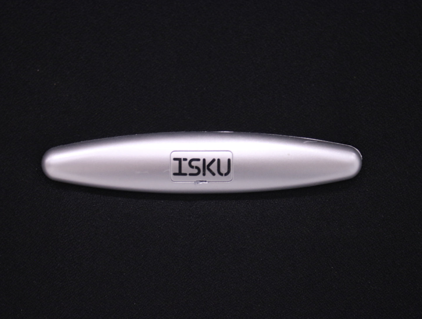 Isku Step + uudelleenverhoiltu musta, pieni istuin