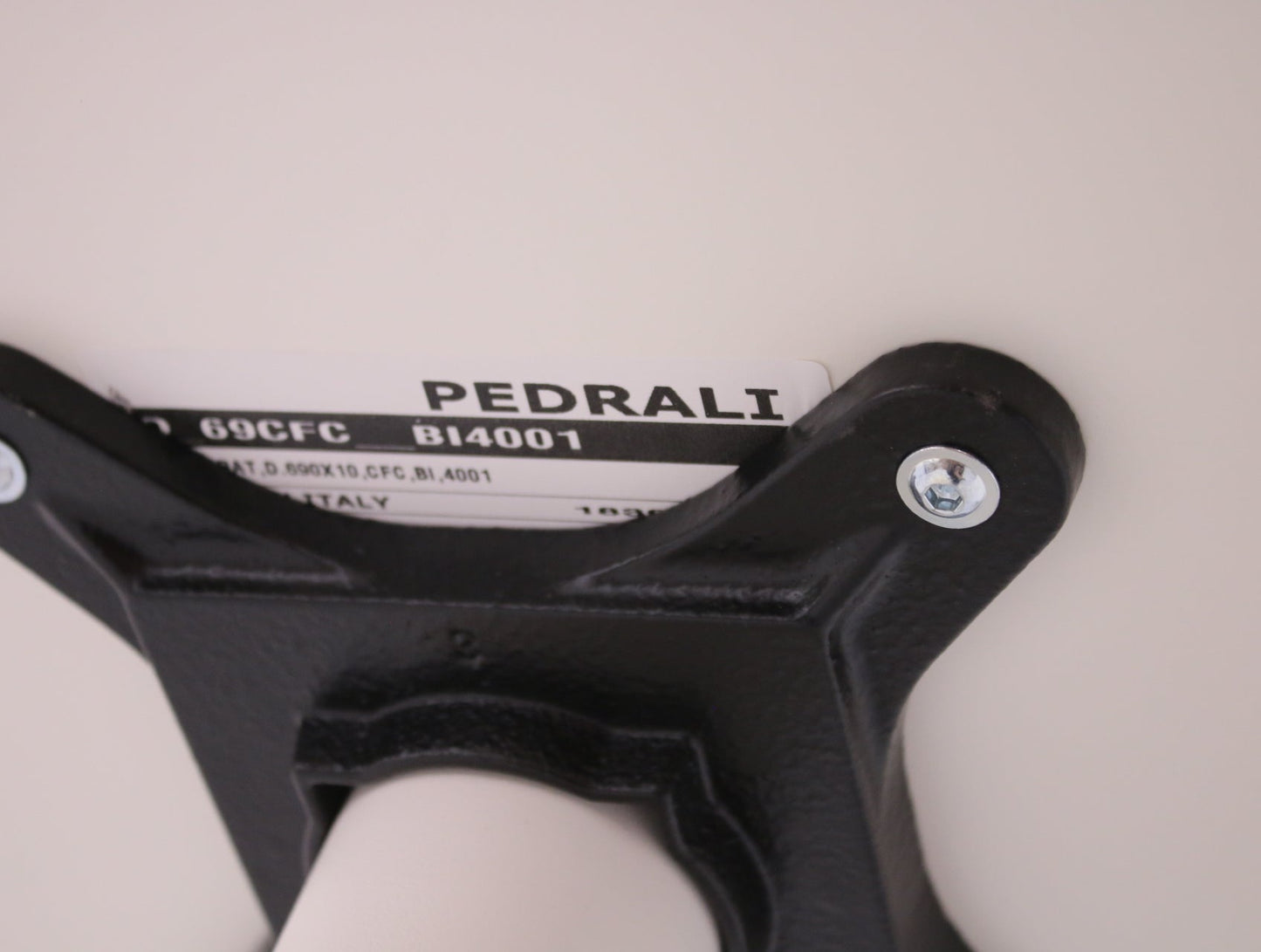 Cafe - pöytä ARKI pyöreä H70, Pedrali - Suomen Kalustekeskus