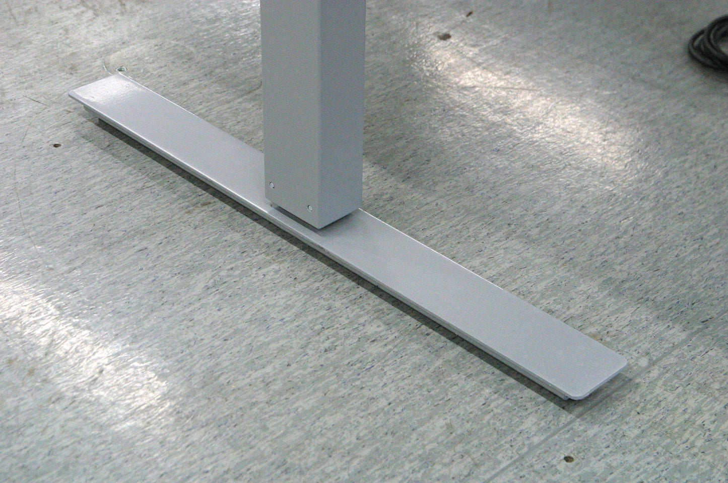 Isku harmaa sähköpöytä 120*80 - Suomen Kalustekeskus