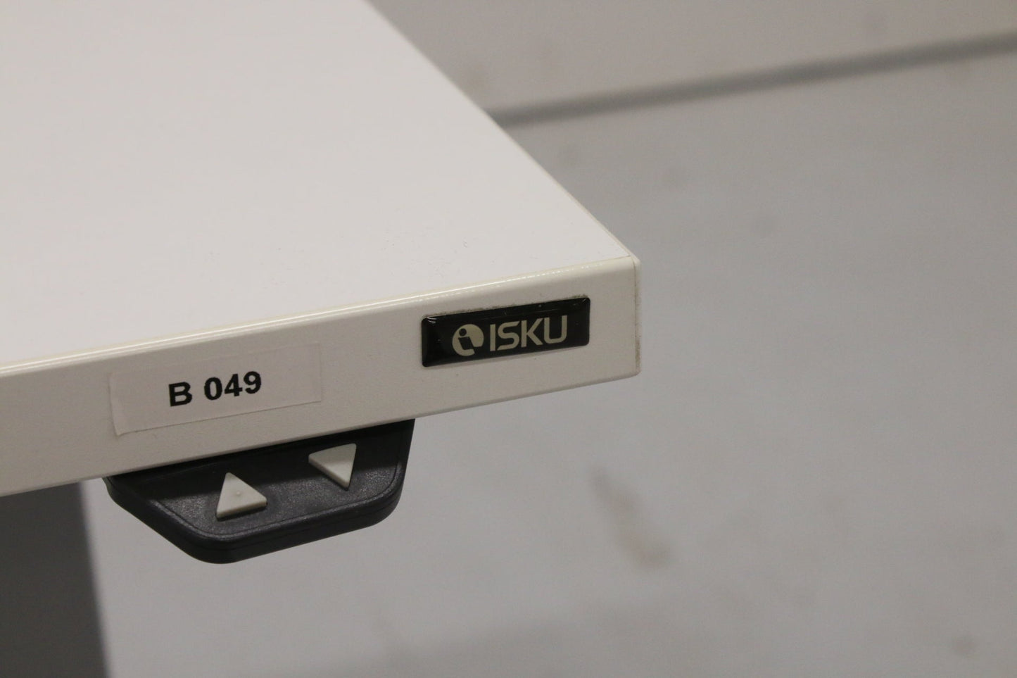 Isku sähköpöytä 160x80 - Suomen Kalustekeskus