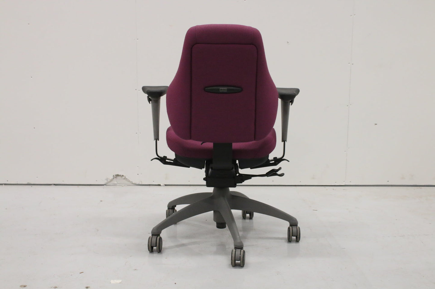 Isku Step - työtuoli, purppura - Suomen Kalustekeskus