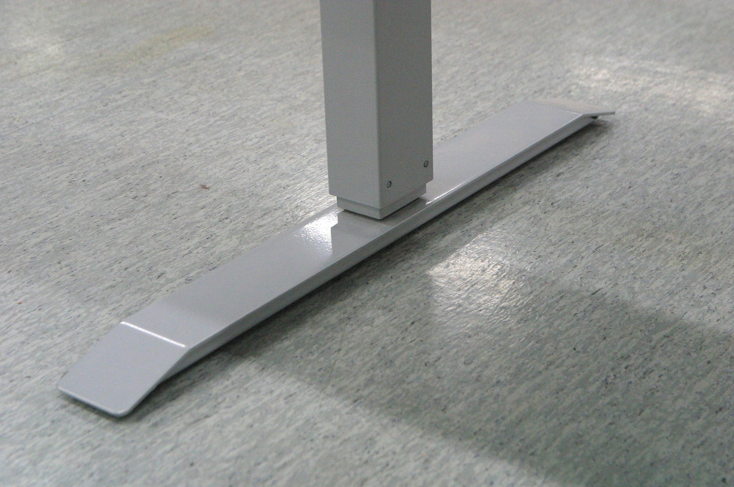 Iskun sähköpöytä 160*80 cm - Suomen Kalustekeskus