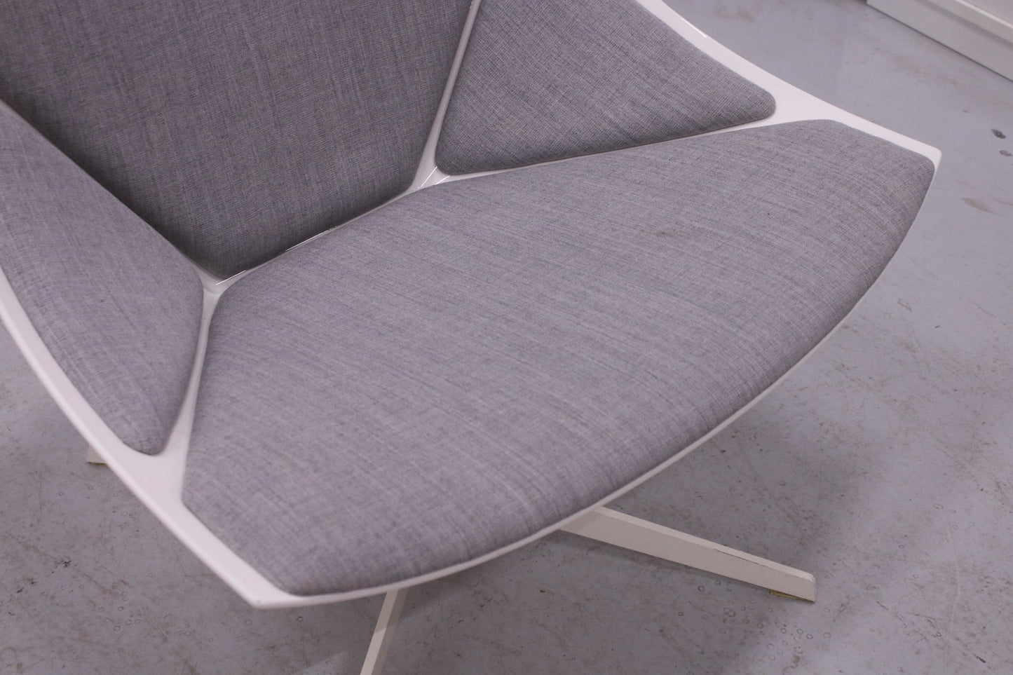 JEHS + LAUB, nojatuoli, "Space lepotuoli" Fritz Hansen - Suomen Kalustekeskus