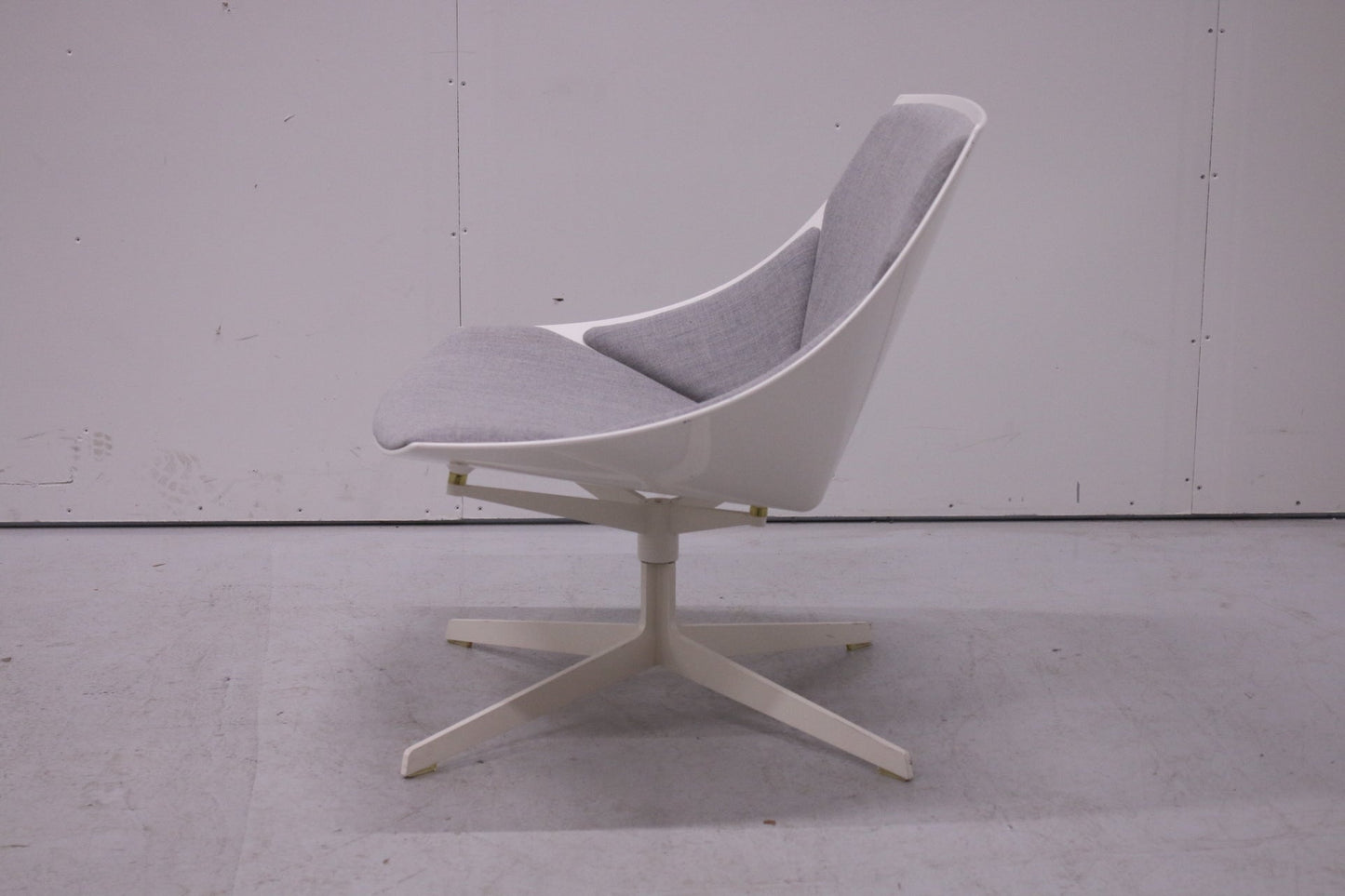JEHS + LAUB, nojatuoli, "Space lepotuoli" Fritz Hansen - Suomen Kalustekeskus