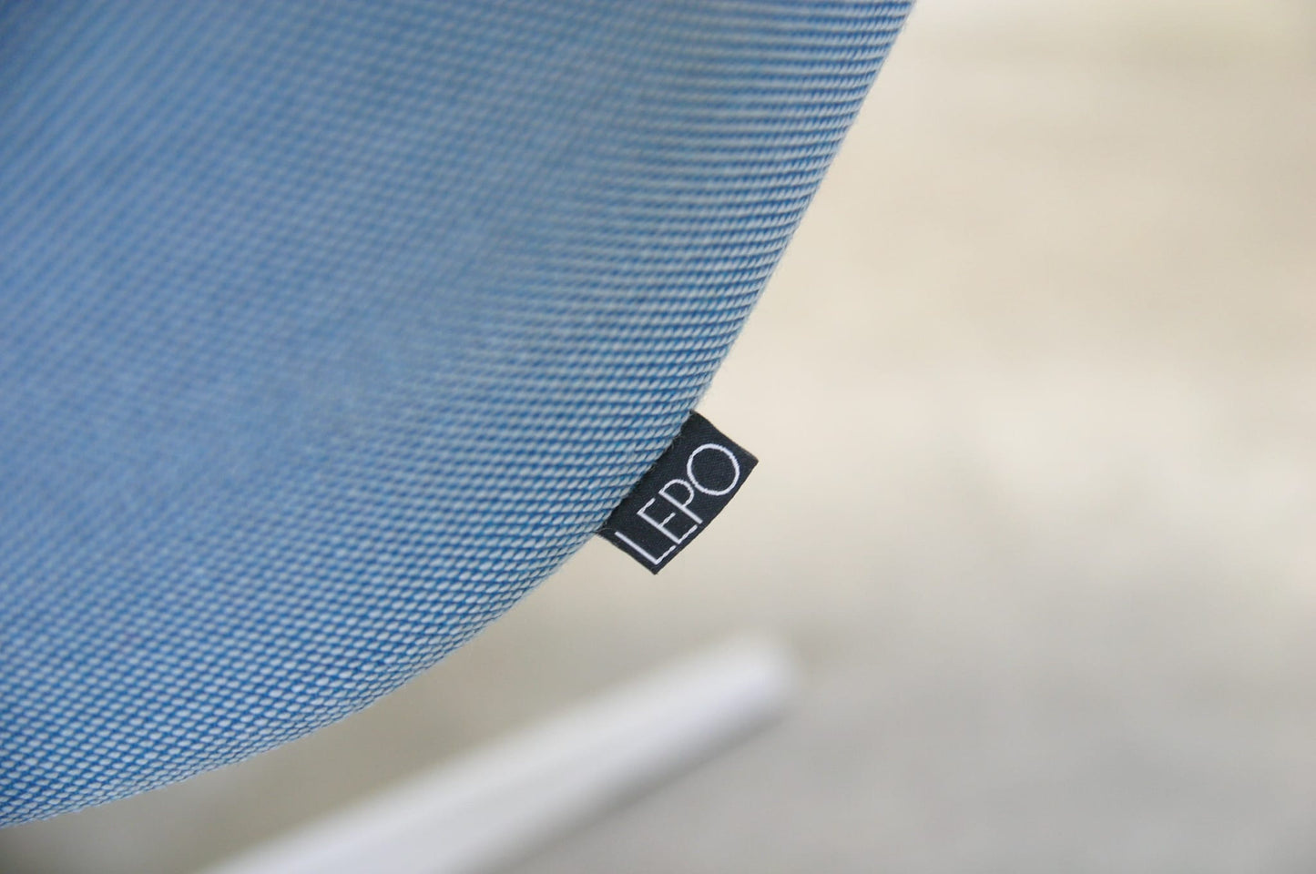 Kuppi - nojatuoli - Suomen Kalustekeskus