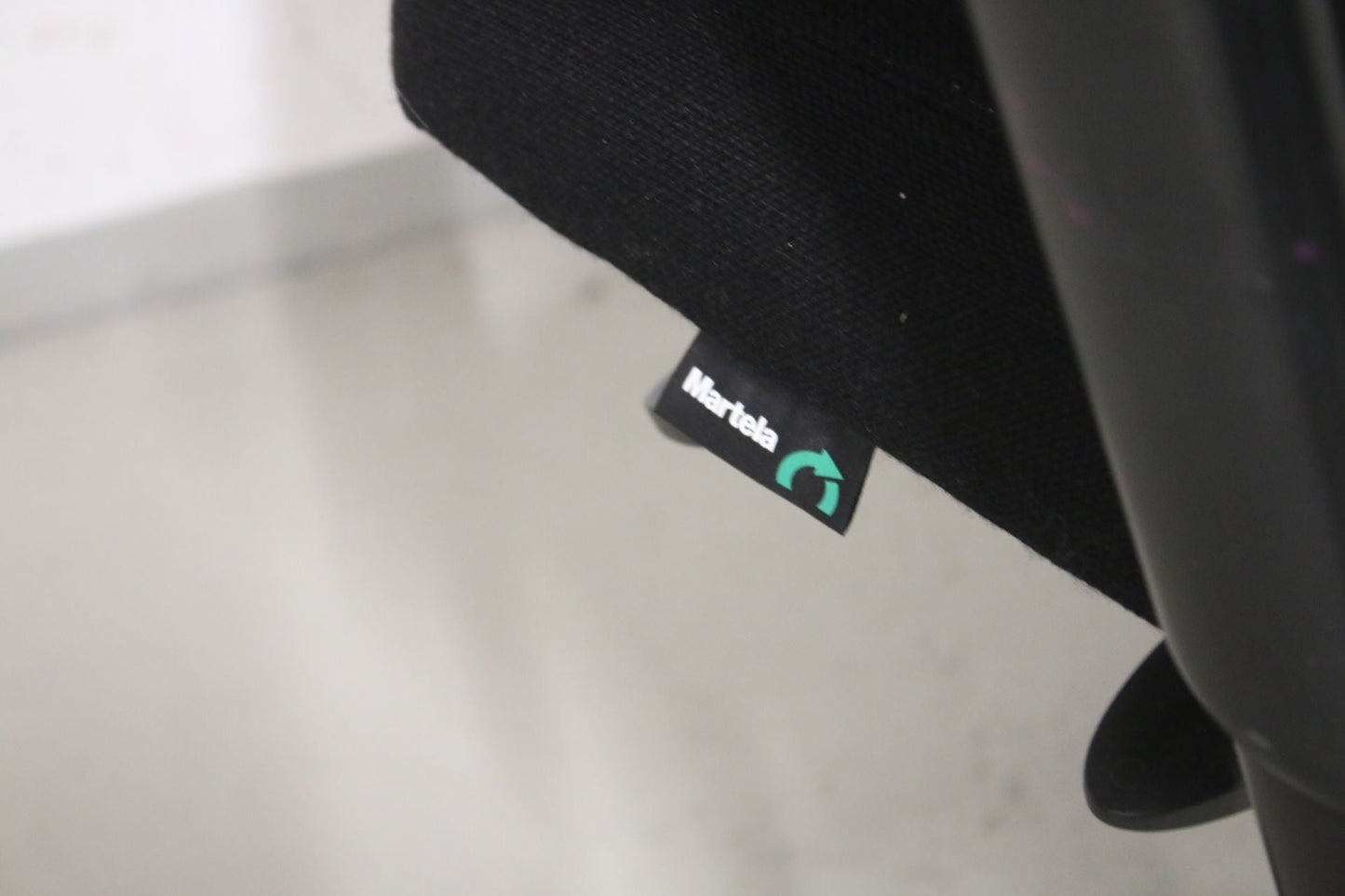 Martela Axia 2 työtuoli - Suomen Kalustekeskus