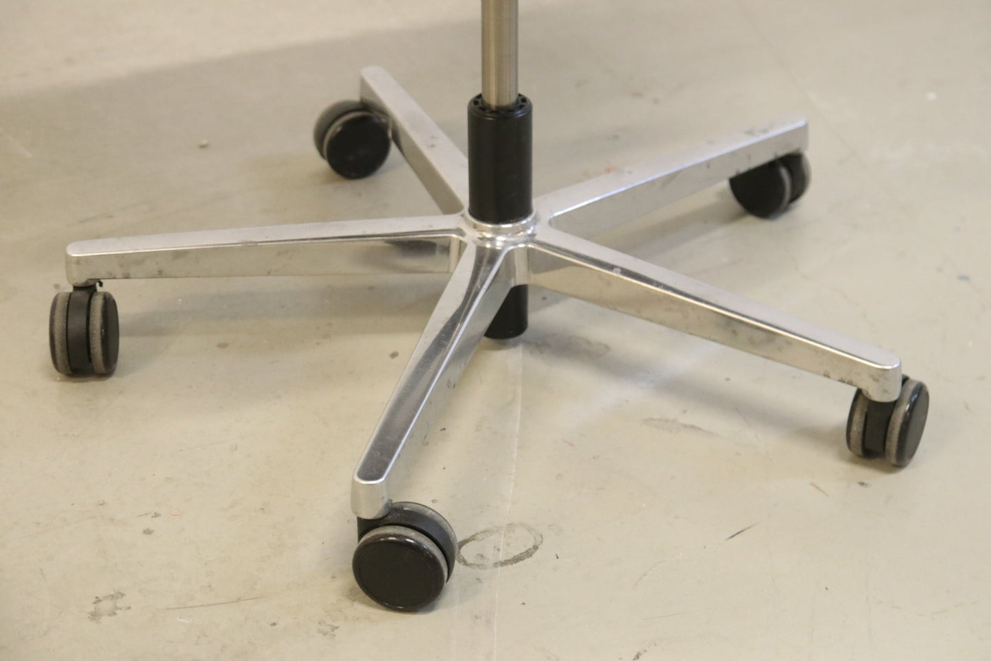 Martela DAUPHIN X - Code työtuoli - Suomen Kalustekeskus