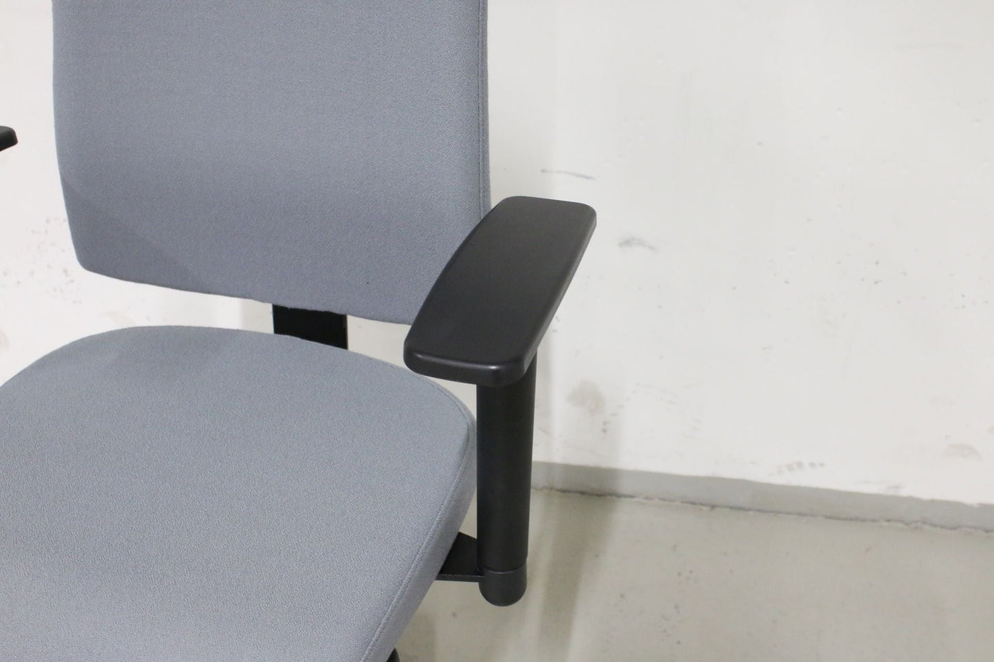 Martela James työtuoli - Suomen Kalustekeskus