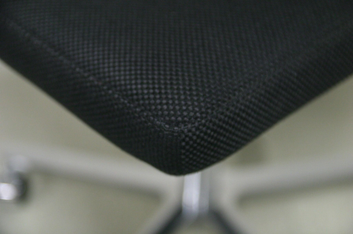 Martela Soft X neuvottelutuoli musta - Suomen Kalustekeskus