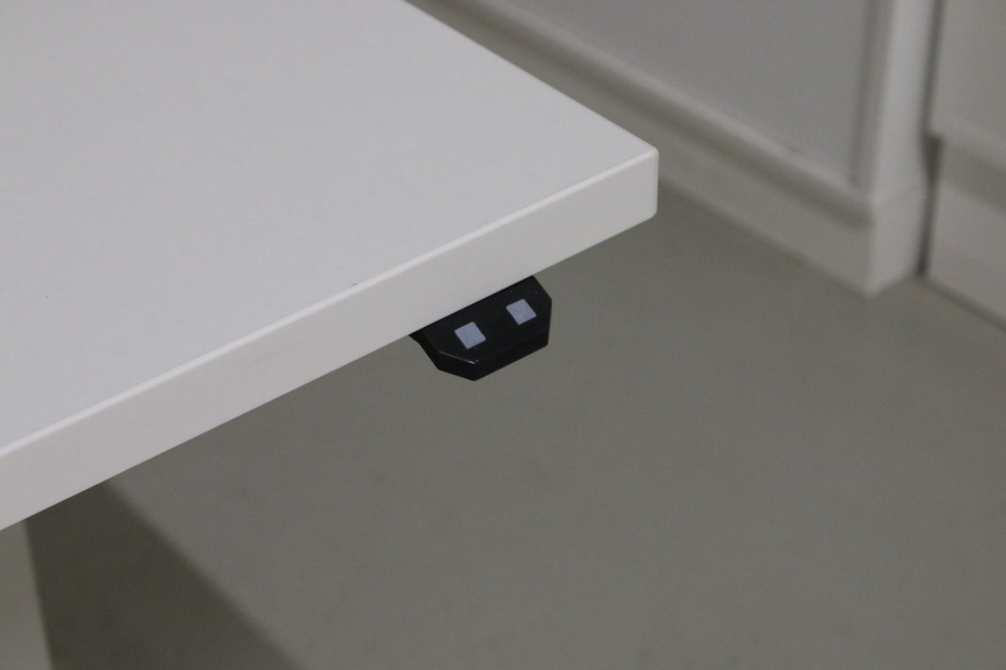 Martela valkoinen sähköpöytä 160x80 - Suomen Kalustekeskus