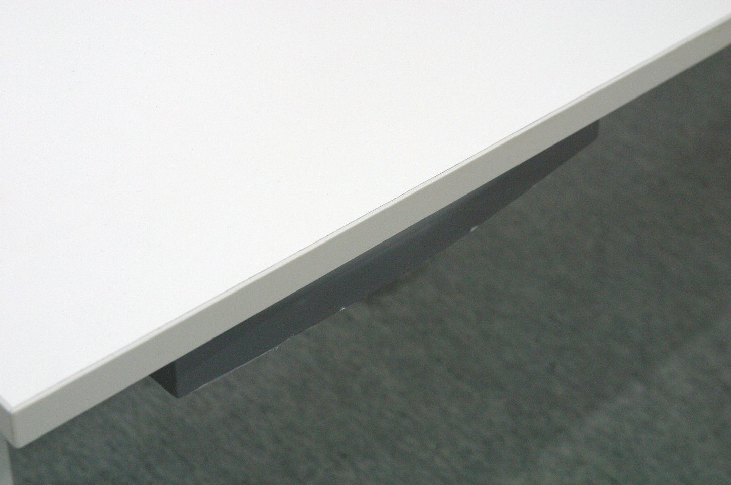 Martelan valkoinen Pinta EQ 160*80 - Suomen Kalustekeskus