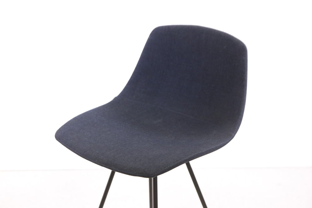 Miunn baarituoli - Suomen Kalustekeskus