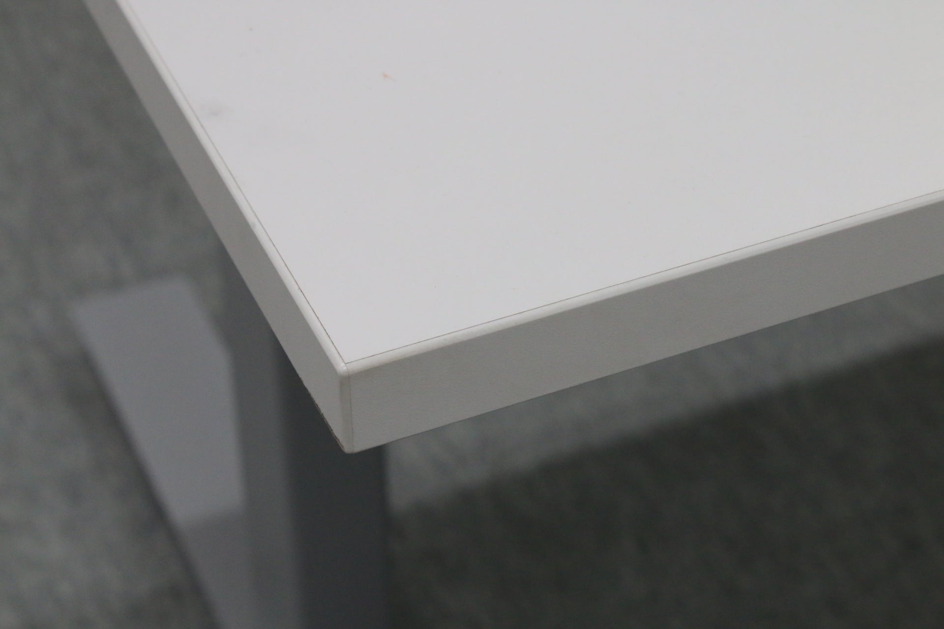 Pa - RI Sähköpöytä 180*80 - Suomen Kalustekeskus