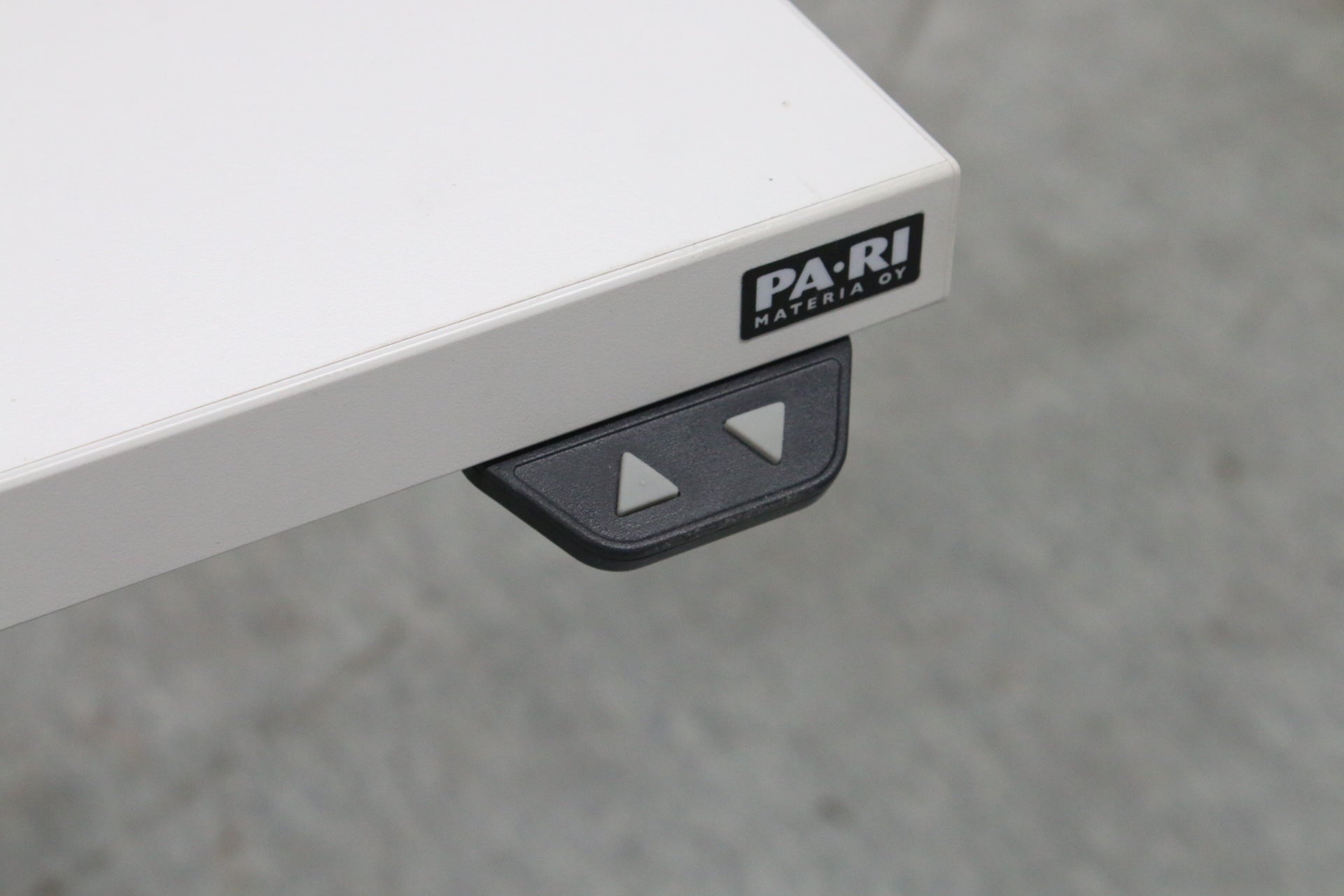 Pa - RI Sähköpöytä 180*80 - Suomen Kalustekeskus