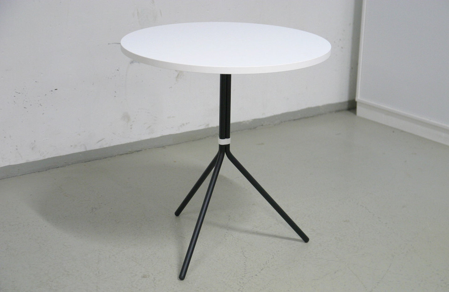 Pedrali Nolita - pöytä - Suomen Kalustekeskus