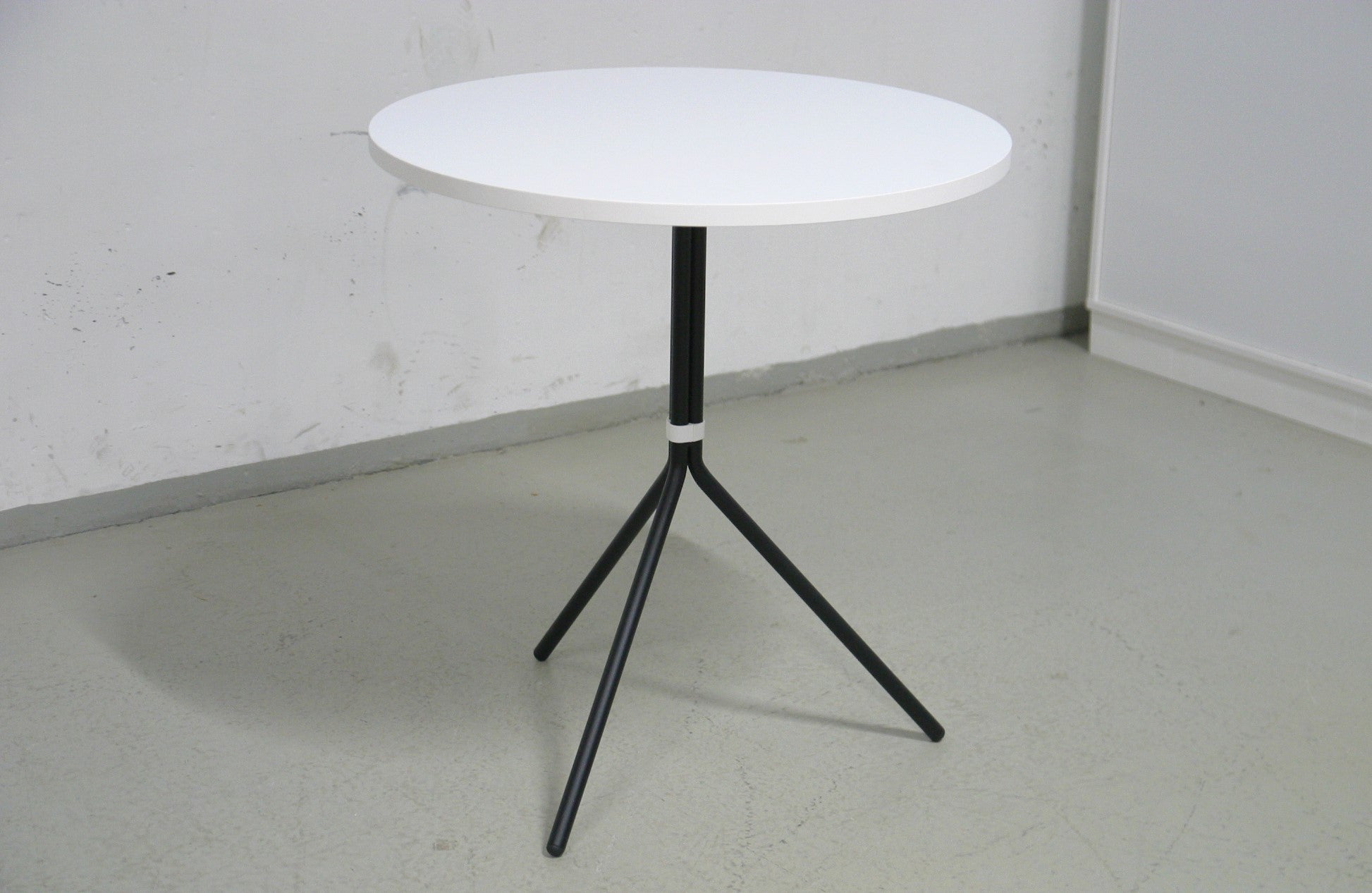 Pedrali Nolita - pöytä - Suomen Kalustekeskus