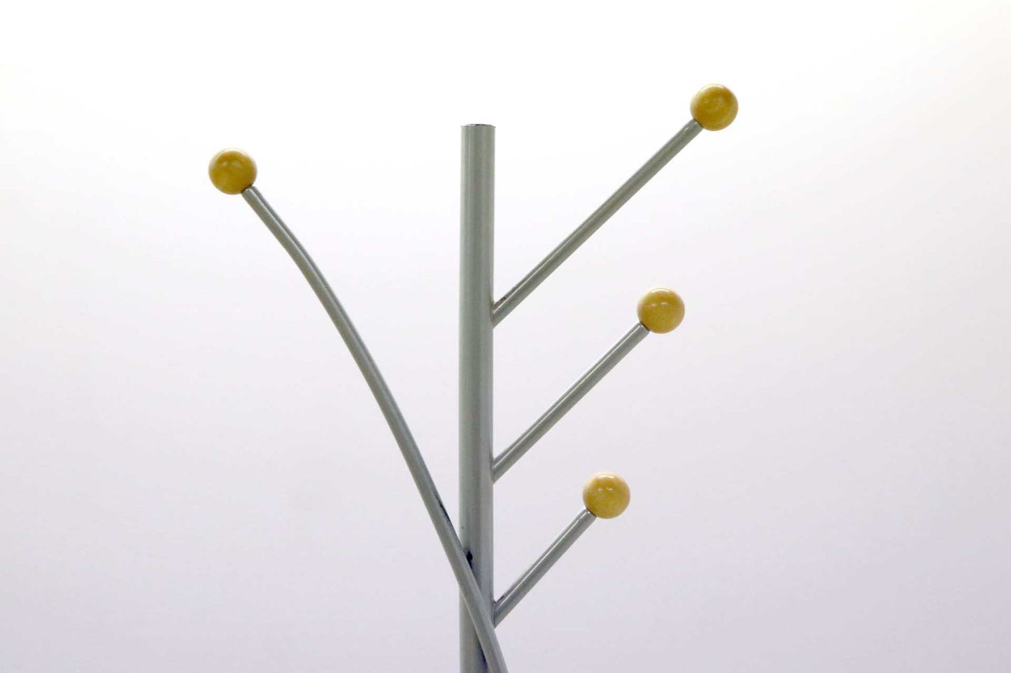 Pystynaulakko - Suomen Kalustekeskus