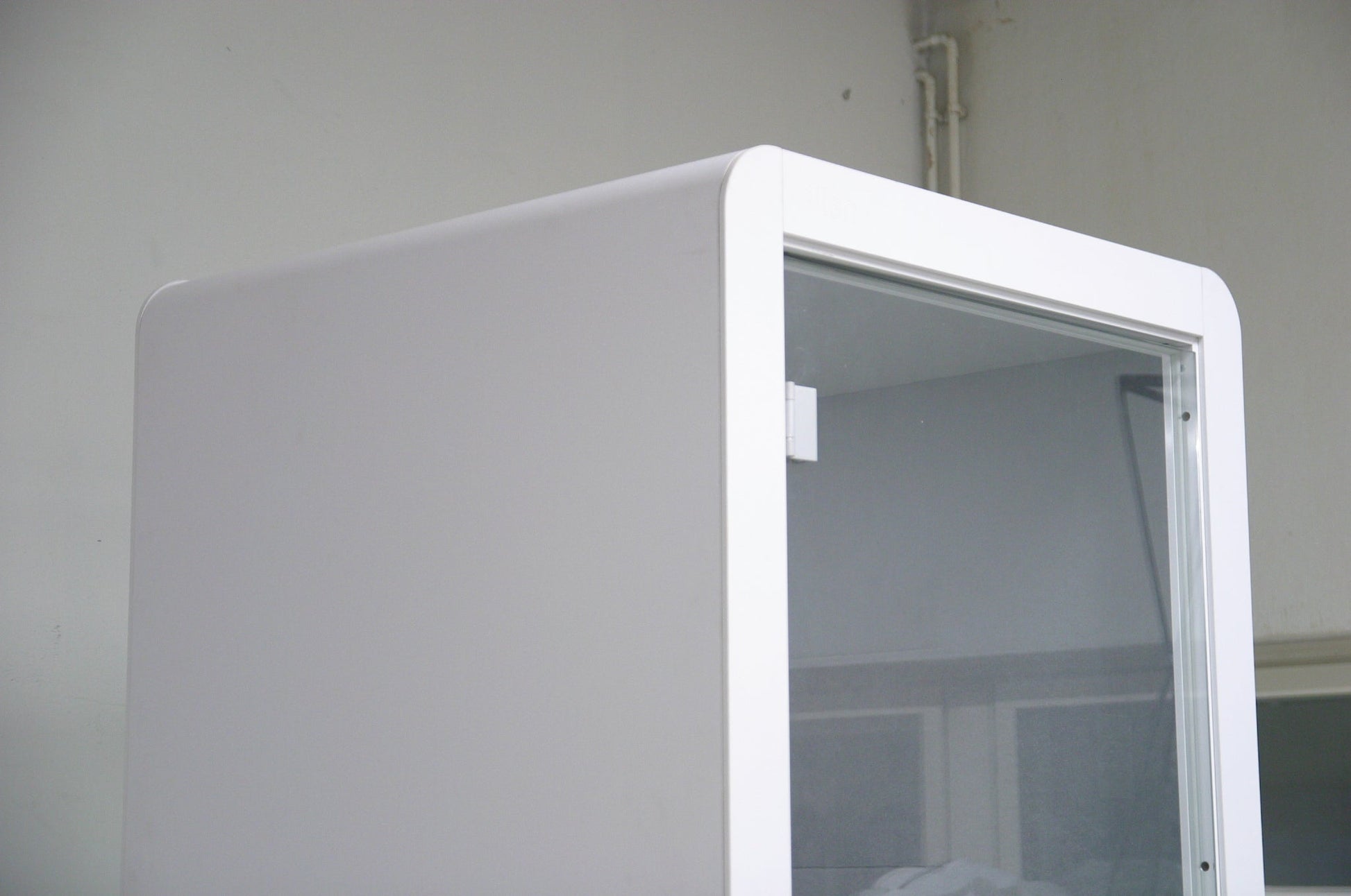 Silen Space 1 - puhelinkoppi - Suomen Kalustekeskus