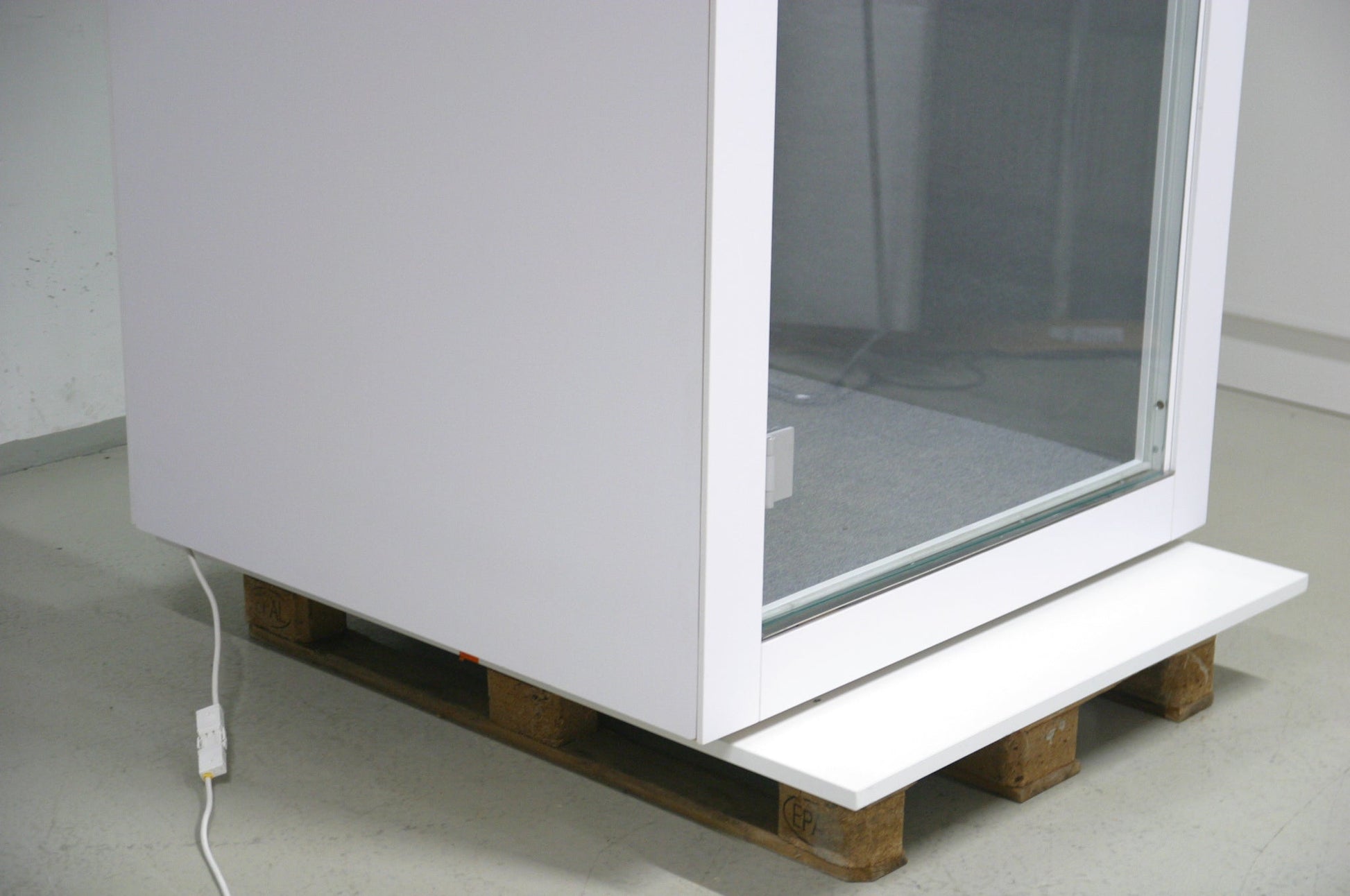 Silen Space 1 - puhelinkoppi - Suomen Kalustekeskus