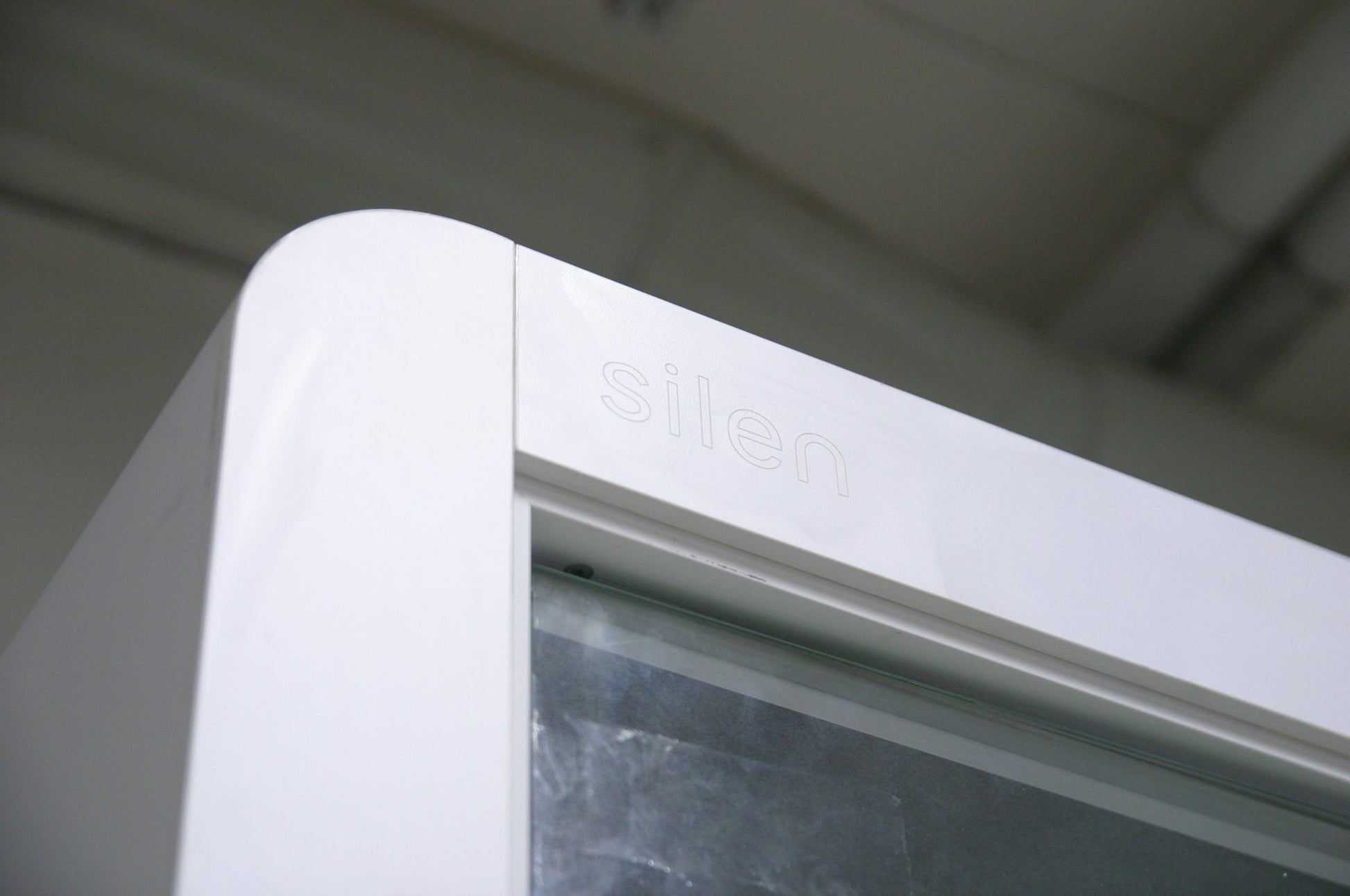 Silen Space 1 - puhelinkoppi - Suomen Kalustekeskus