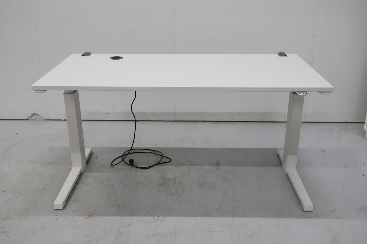Steelcase Activa Lift 2 valkoinen sähköpöytä 160x80 - Suomen Kalustekeskus