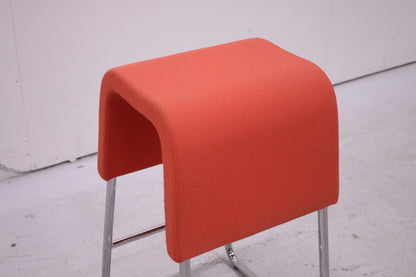 Materia Plint -jakkara, punainen