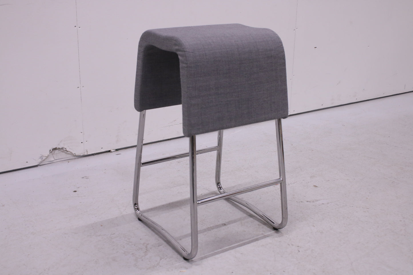 Materia Plint -jakkara, harmaa