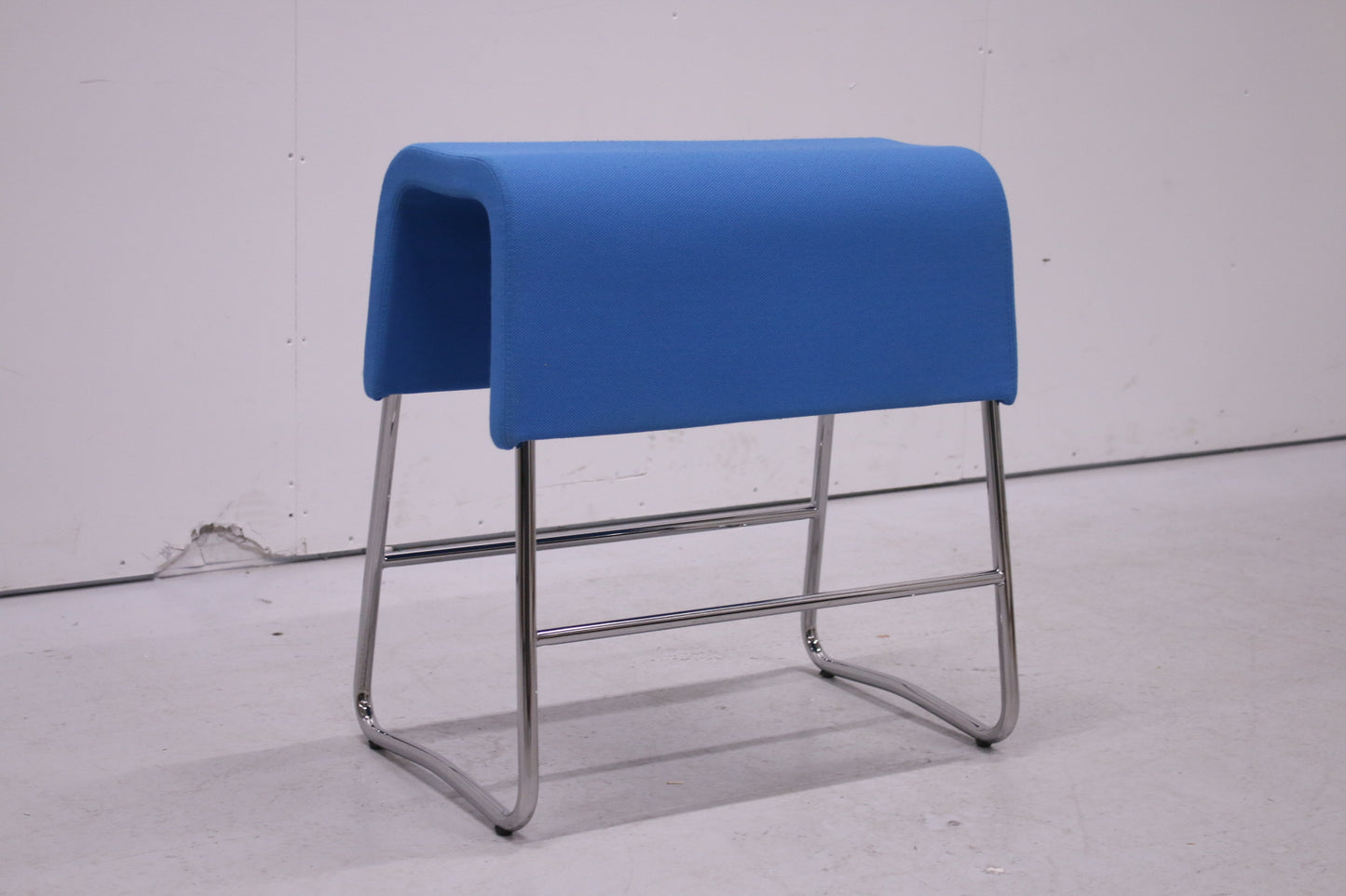 Materia Plint -jakkara, sininen