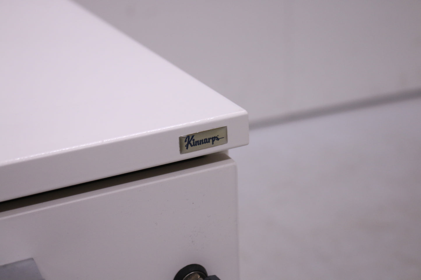 Kinnarps laatikosto kolmeosainen, valkoinen