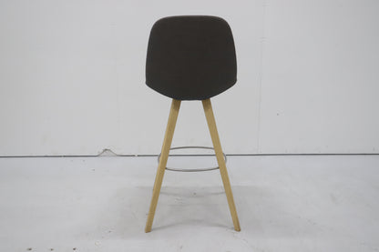 Baarituoli EJ 2-B65-W baarituoli, Erik Jörgensen