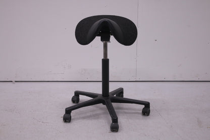 Satulatuoli, musta / harmaa