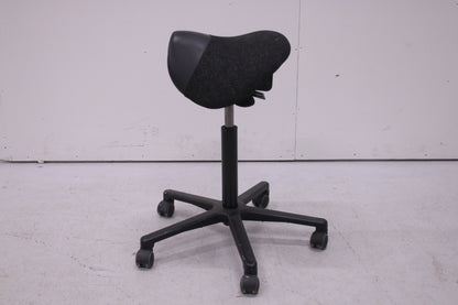 Satulatuoli, musta / harmaa