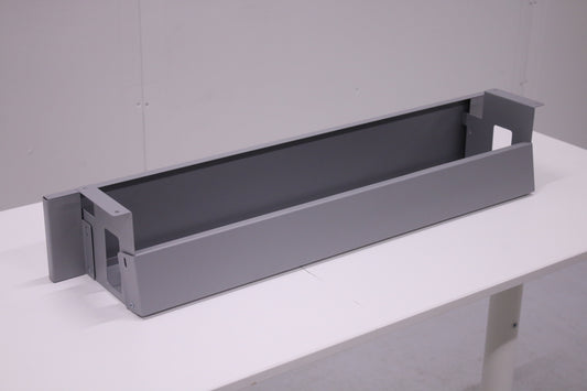 Martela harmaa johtokouru työpöytään