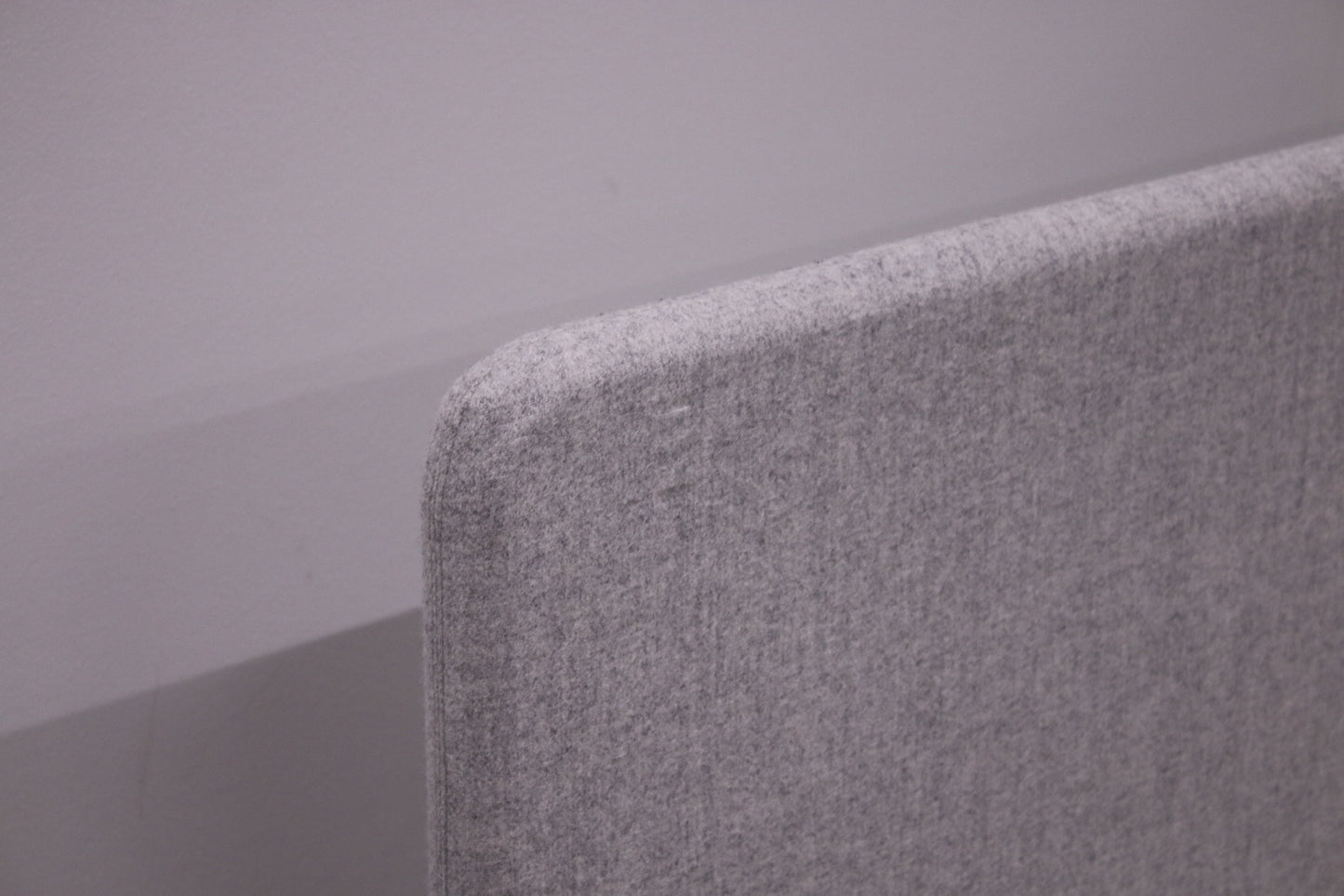 Standard vaaleanharmaa pöytäsermi, 80x65