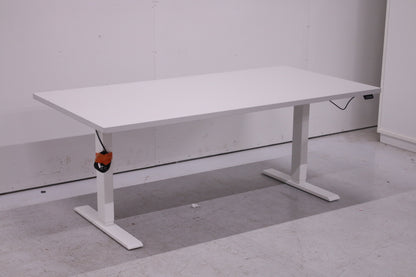 Basic sähköpöytä, valkoinen (Eri kansi kokoja 100-140 cm)