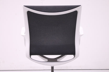 Isku Still meeting-työtuoli