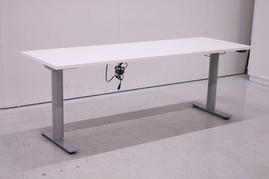 EFG sähköpöytä harmaa / valkoinen 180x60