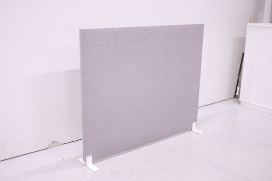 Martela Face lattiaseinäke, harmaa 130x160