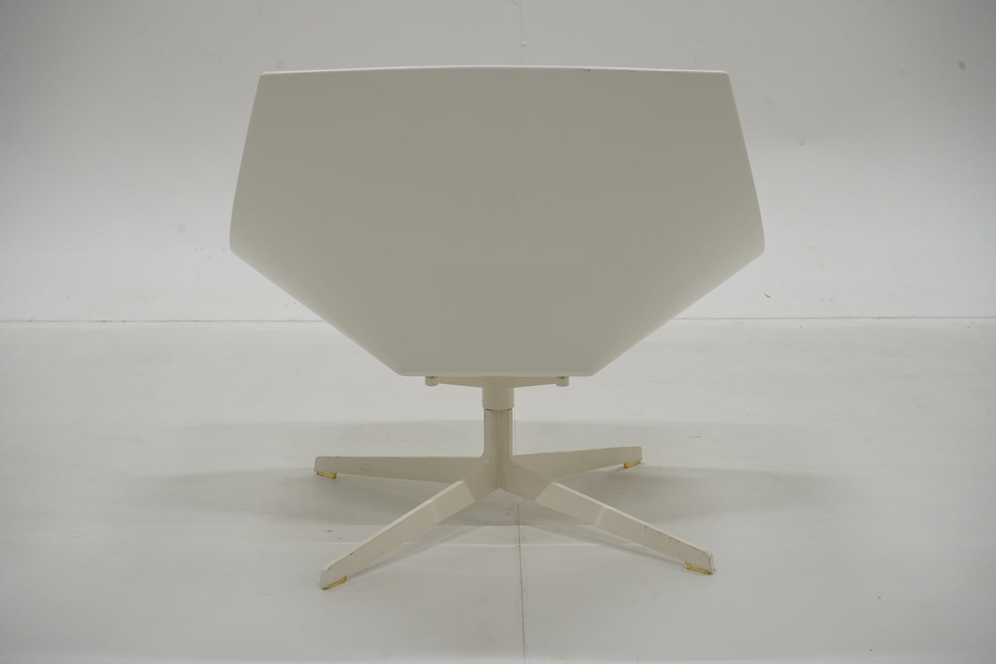 JEHS + LAUB, nojatuoli, "Space lepotuoli" Fritz Hansen, tummanharmaa