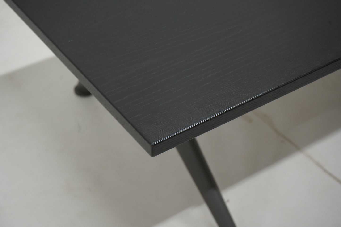 Sedus + Steelcase Think-neuvotteluryhmä kuudelle