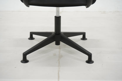Sedus + Steelcase Think-neuvotteluryhmä kuudelle