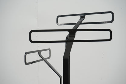 Design pystynaulakko / takkinaulakko