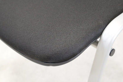 Aino asiakastuoli - Suomen Kalustekeskus