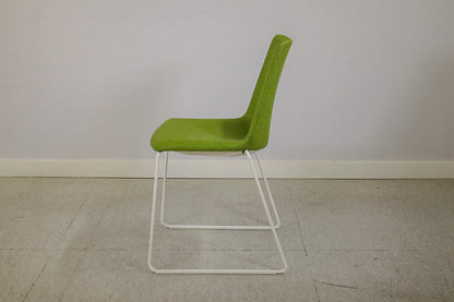 Akami tuoli - Suomen Kalustekeskus