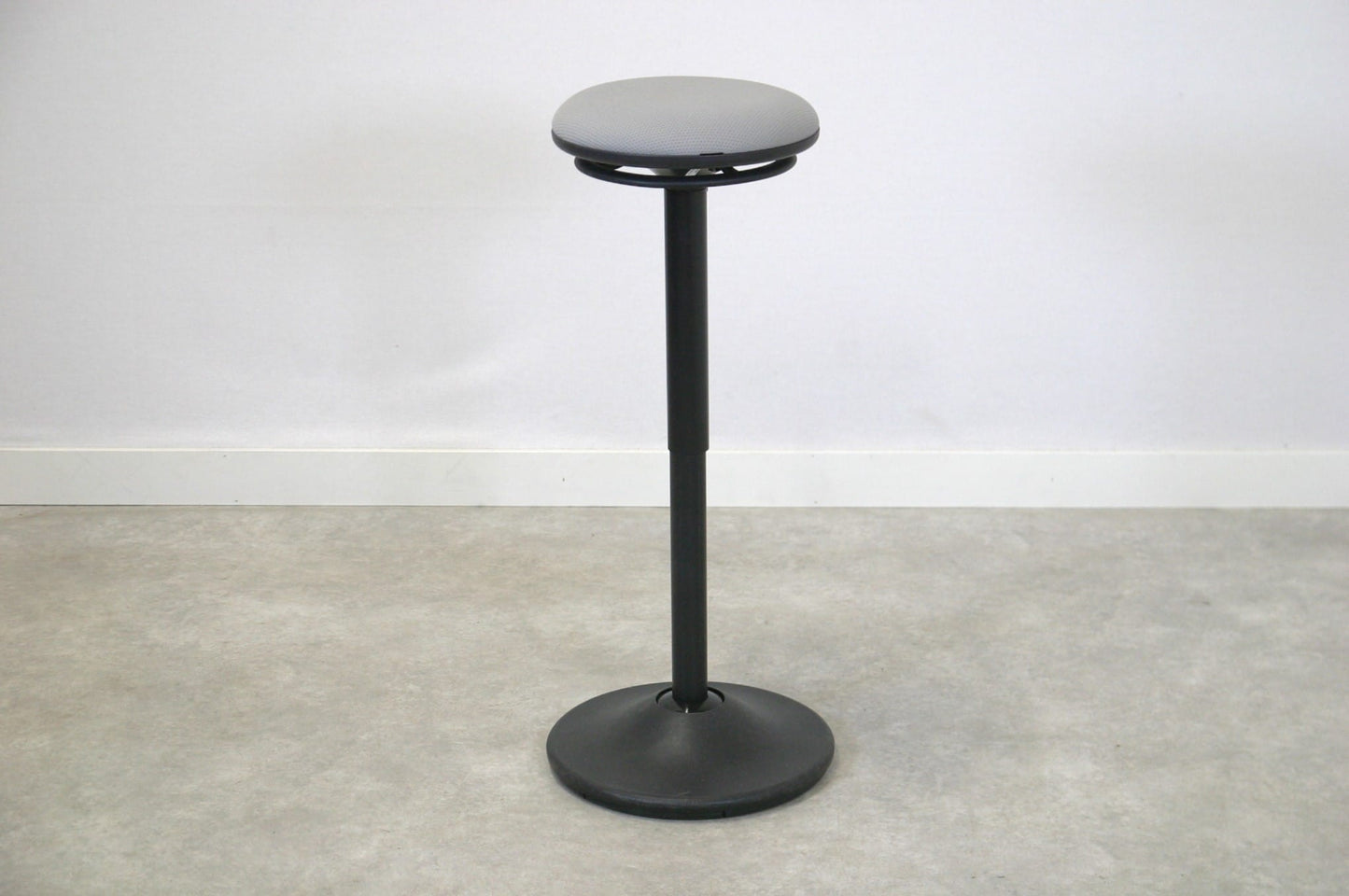 Aktiivituoli - Suomen Kalustekeskus