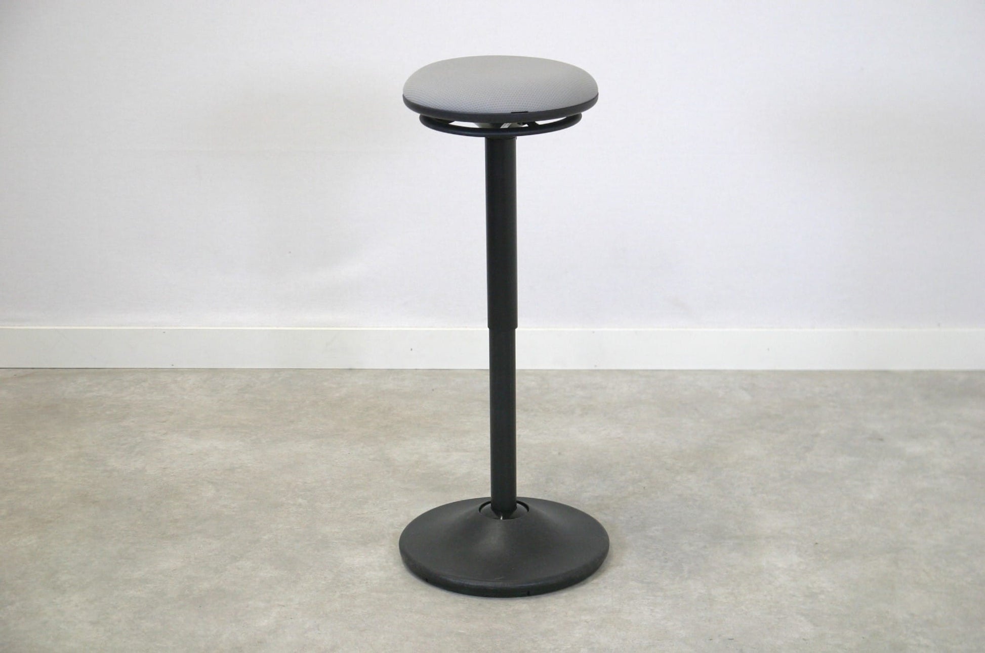 Aktiivituoli - Suomen Kalustekeskus