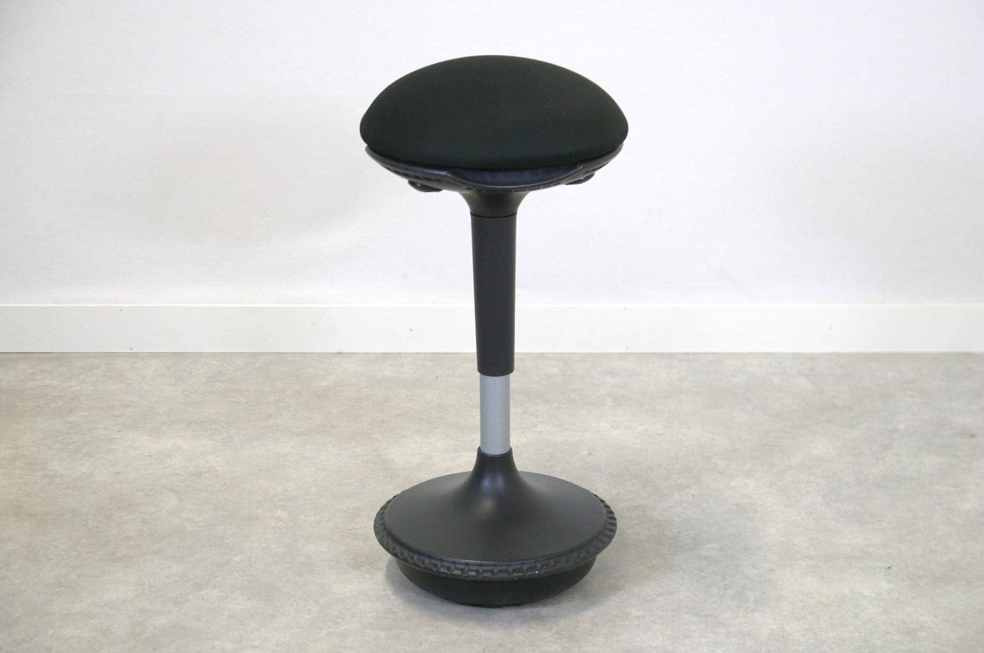 Aktiivituoli - Suomen Kalustekeskus