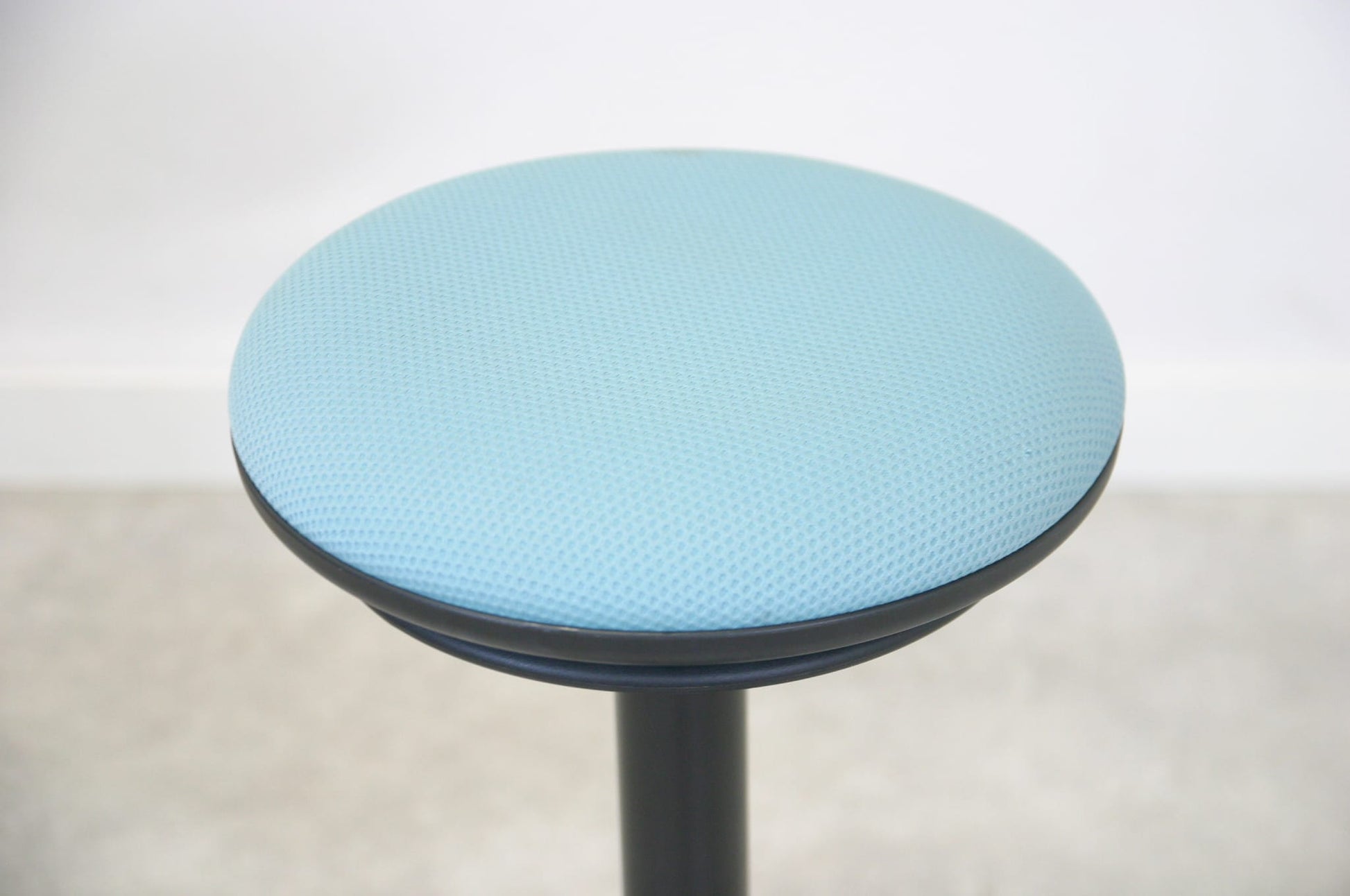 Aktiivituoli - Suomen Kalustekeskus