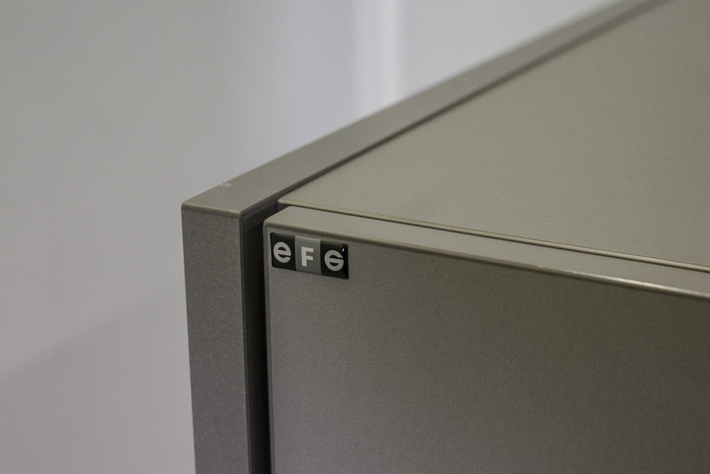 Apteekkarinkaappi 120x42 cm - Suomen Kalustekeskus