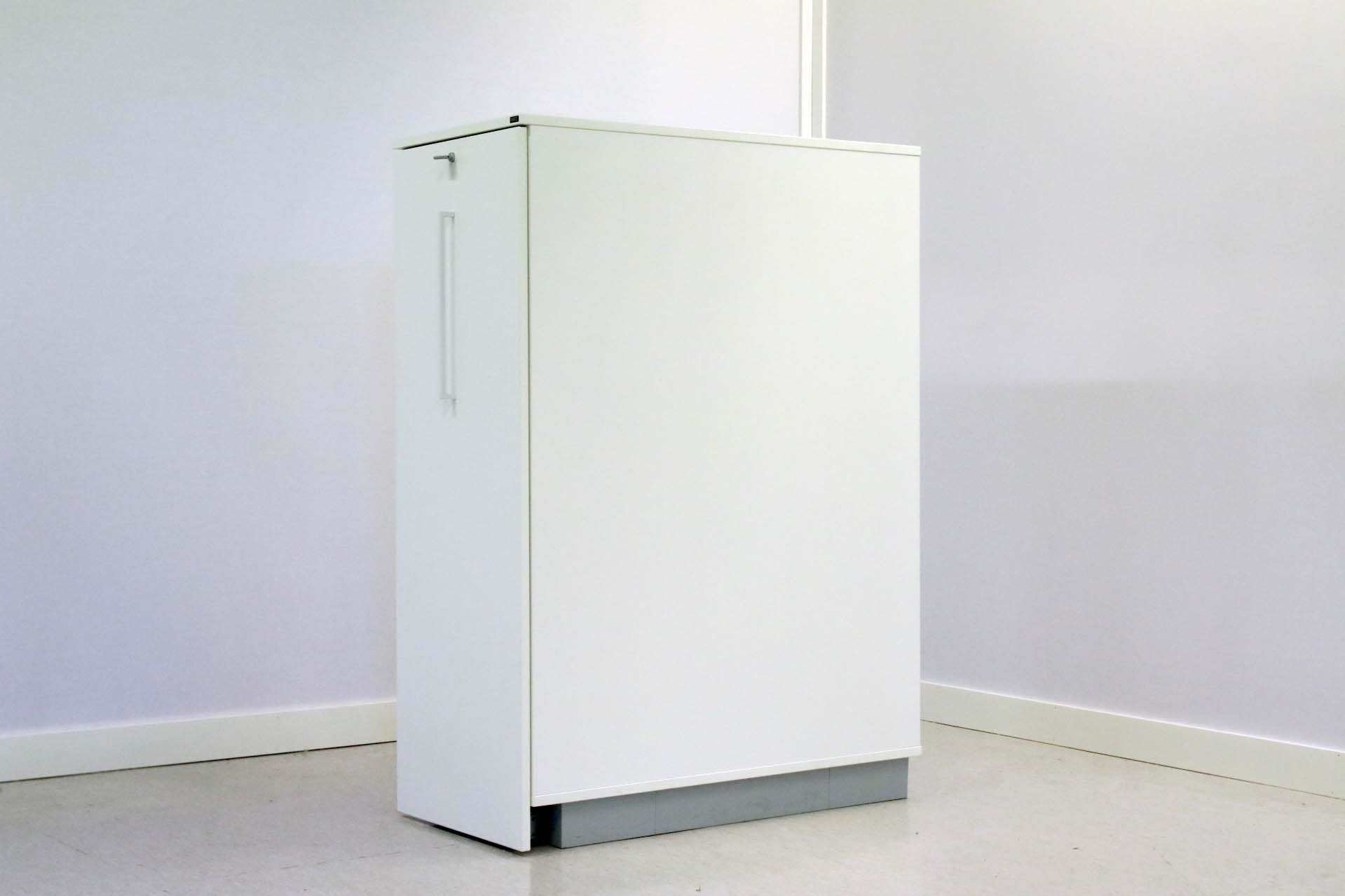 Apteekkarinkaappi, vasenkätinen 126x45 cm - Suomen Kalustekeskus